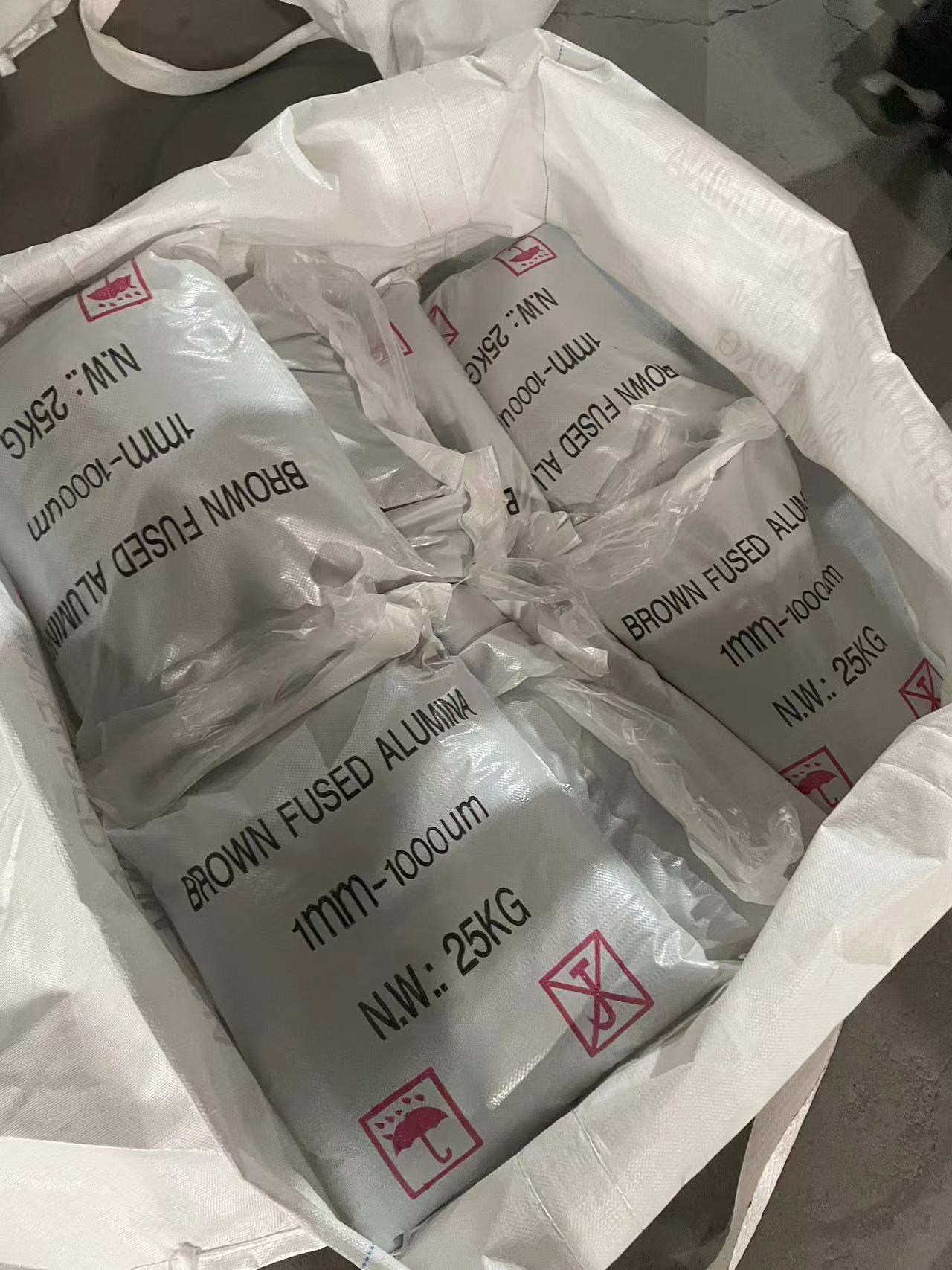 棕剛玉P砂9噸已備好